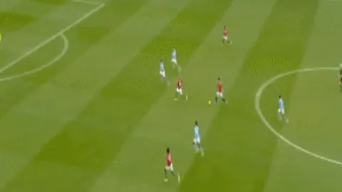 王曼昱新加坡WTT大满贯决赛惜败，国乒混双将战巅峰对决